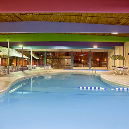 Holiday Inn Rockford By Ihg Eksteriør bilde
