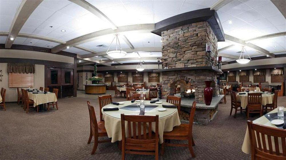 Holiday Inn Rockford By Ihg Eksteriør bilde