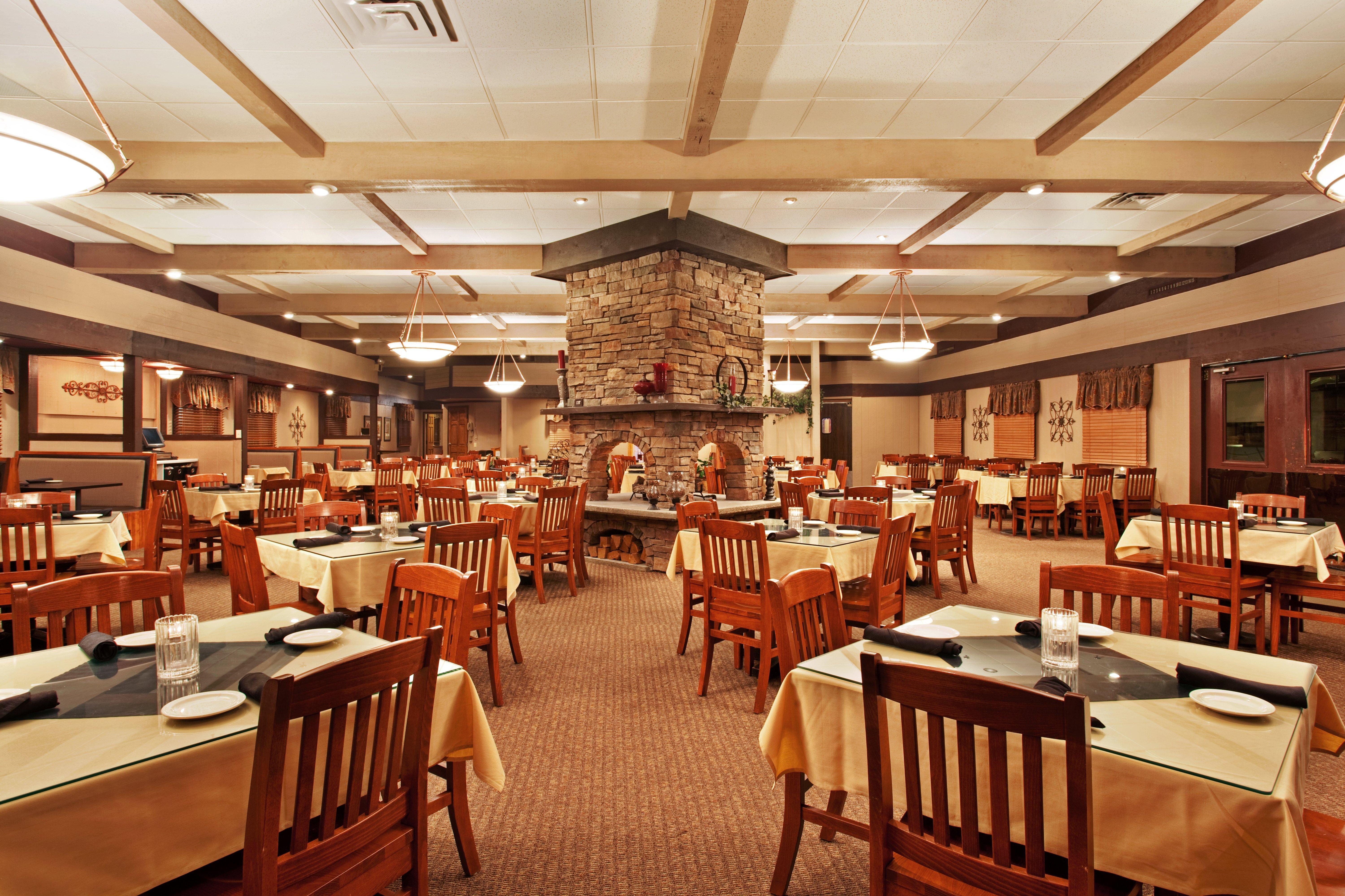 Holiday Inn Rockford By Ihg Eksteriør bilde